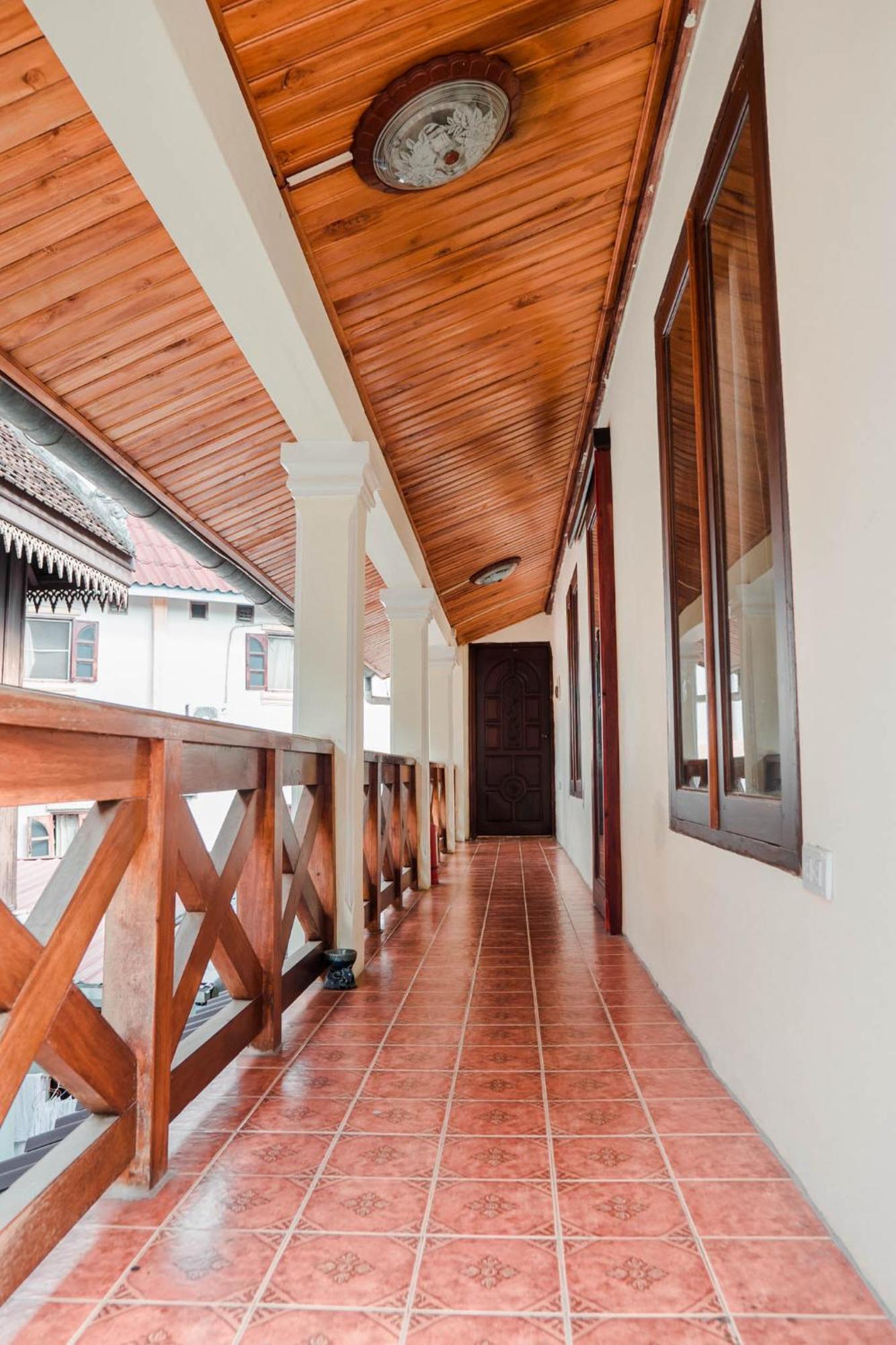 Oudomsouk Luang Prabang Hotel Exterior foto